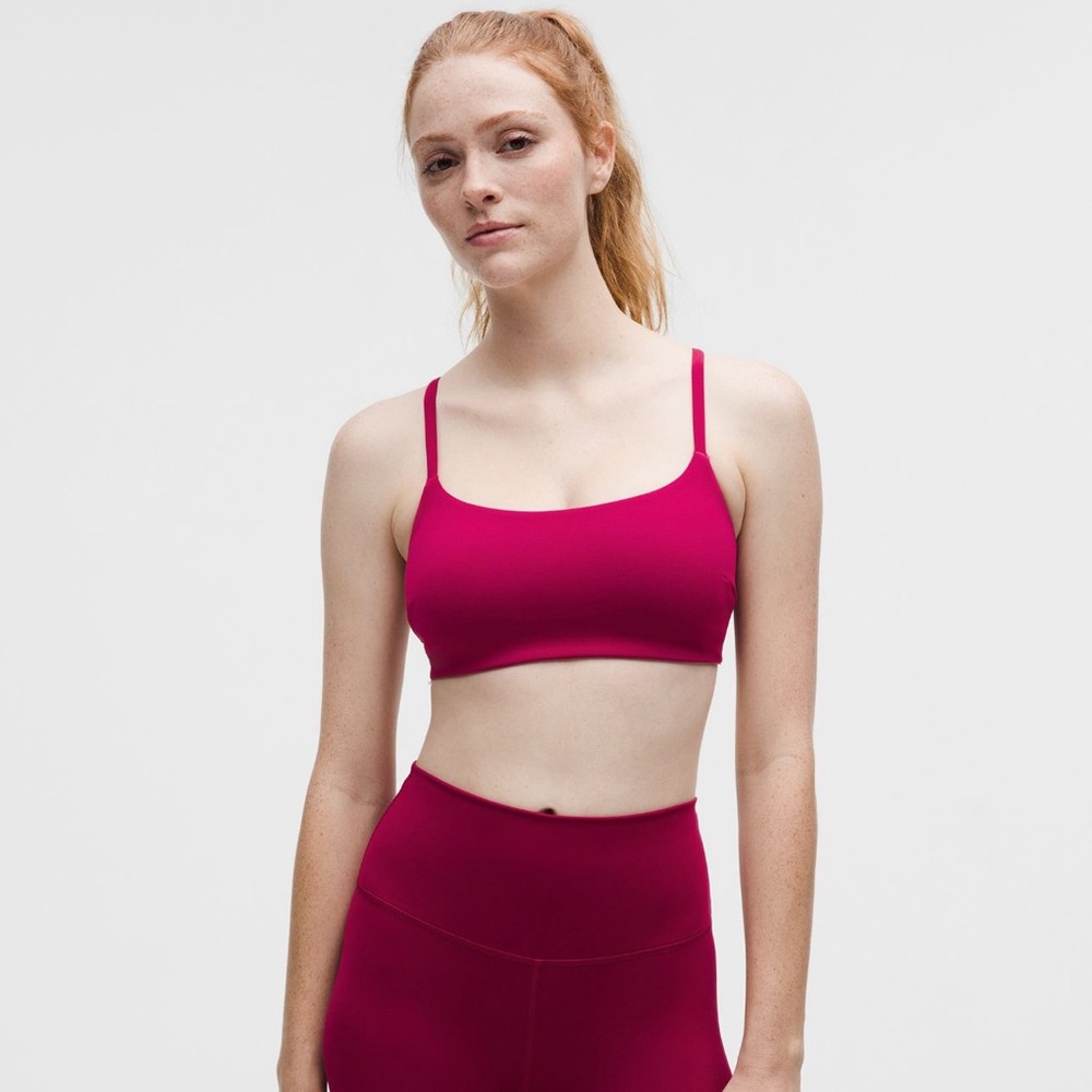 Like new Lululemon Wunder Train Strappy Sports Bra size 10